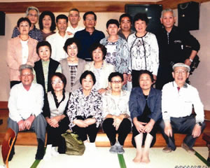 年に一度集まる小出信宏社の元社員の皆さんの写真