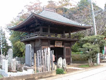福満寺の山門の写真