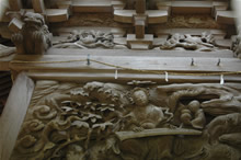 鷲神社本殿の彫刻の写真